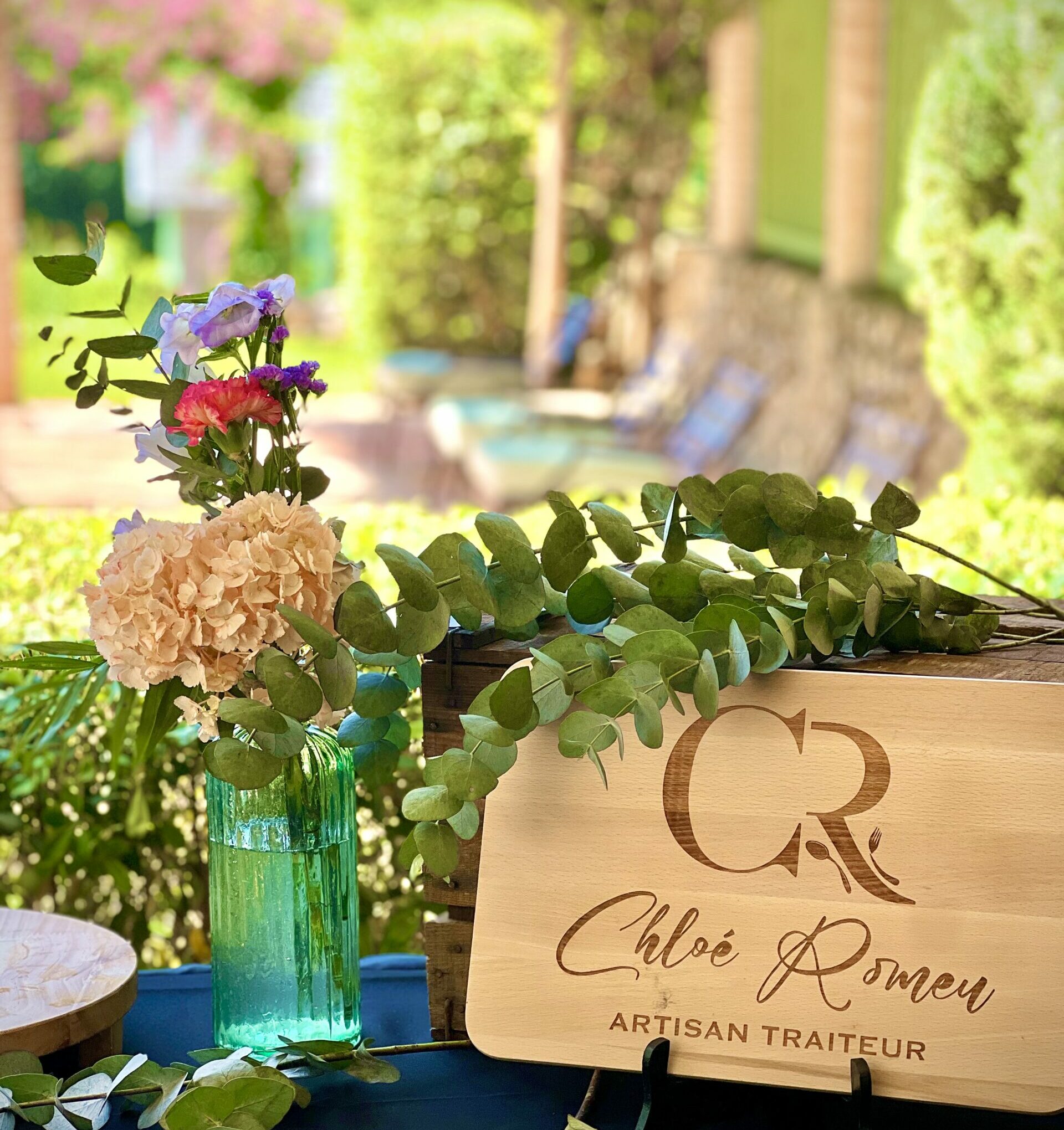 Logo du Traiteur artisan Maison Romeu inspiré par la nature et le terroir